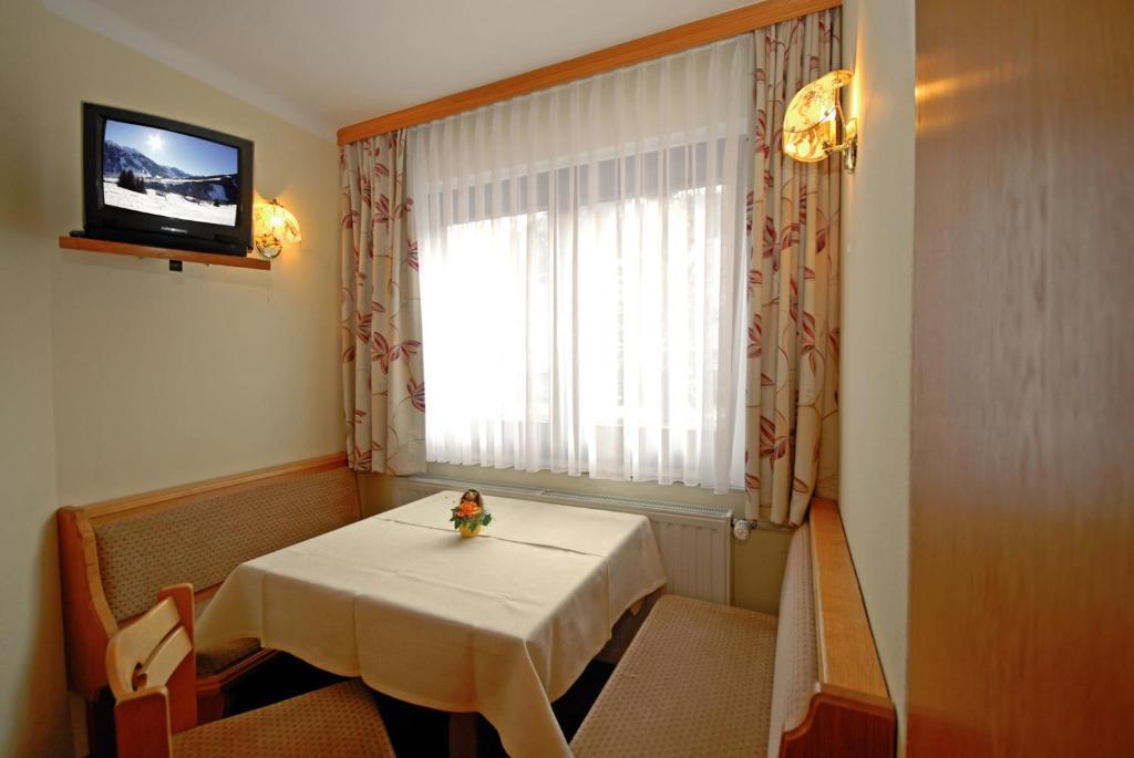 Pension Riedlsperger Зальбах-Хинтерглемм Номер фото